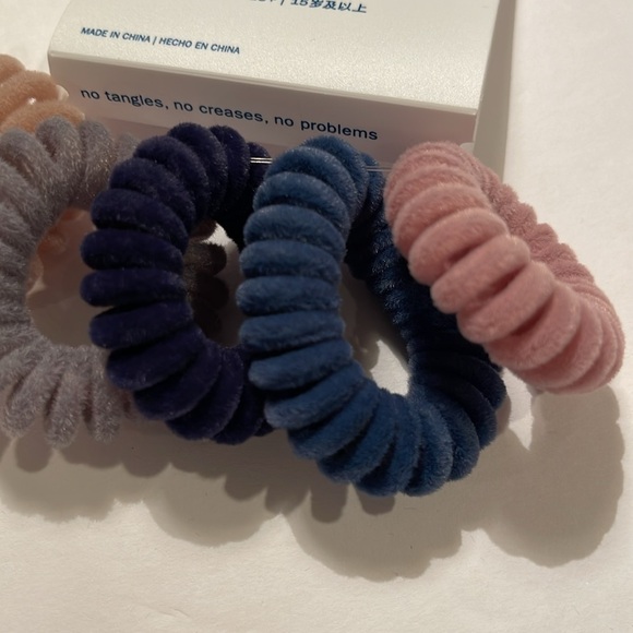 Old Navy Spiral Hair Ties (5-Pack) - Picture 5 of 6